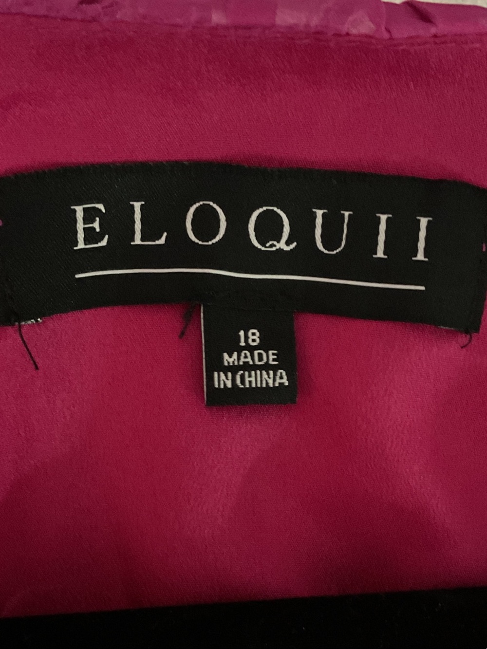 NWOT Magenta Pleated V-Neck Ruffle-Trim LS Dress P:23” L:48” - Picture 3 of 4